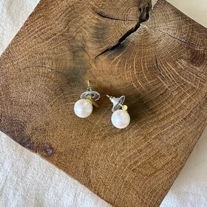 Gold Pearl Earrings